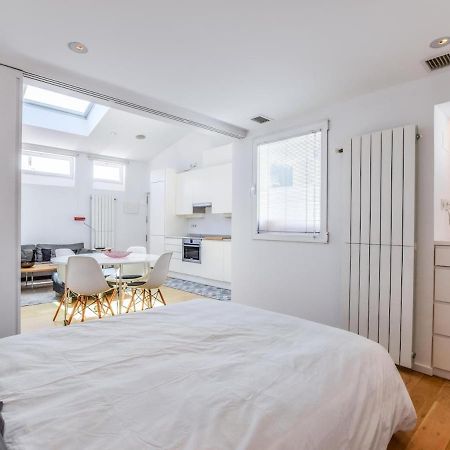 Apartamento De Diseno De Lujo En Lavapies Alquiler Temporal Madrid Bagian luar foto